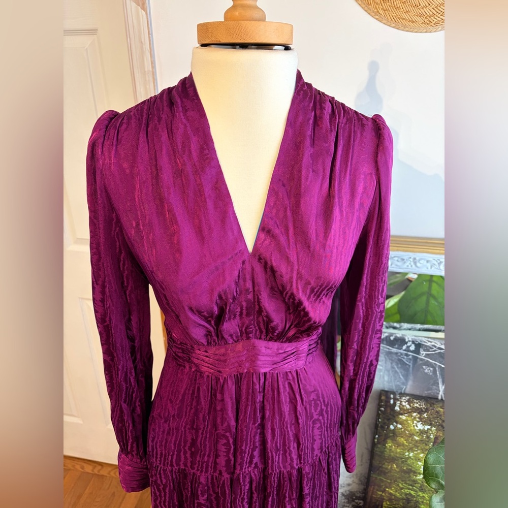 Diane Von Furstenberg Gil Tiered Satin-Jacquard Midi Dress purple Dress Sz 8 - Picture 9 of 12